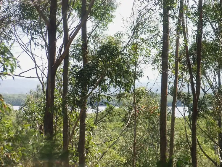 18 Deenya Street, Russell Island QLD 4184