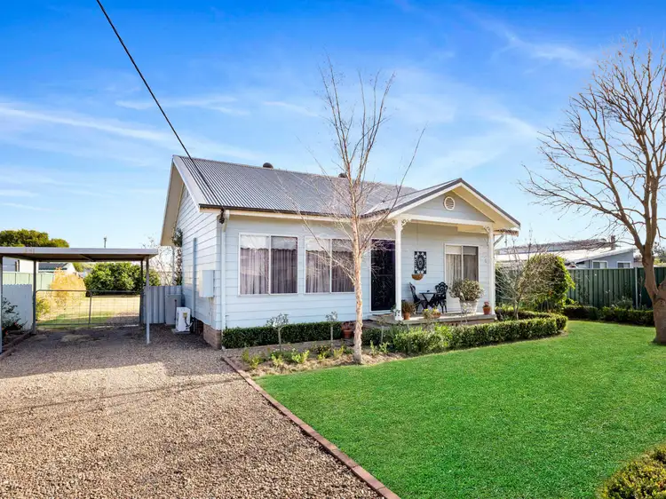 16 Price Street, Greta NSW 2334
