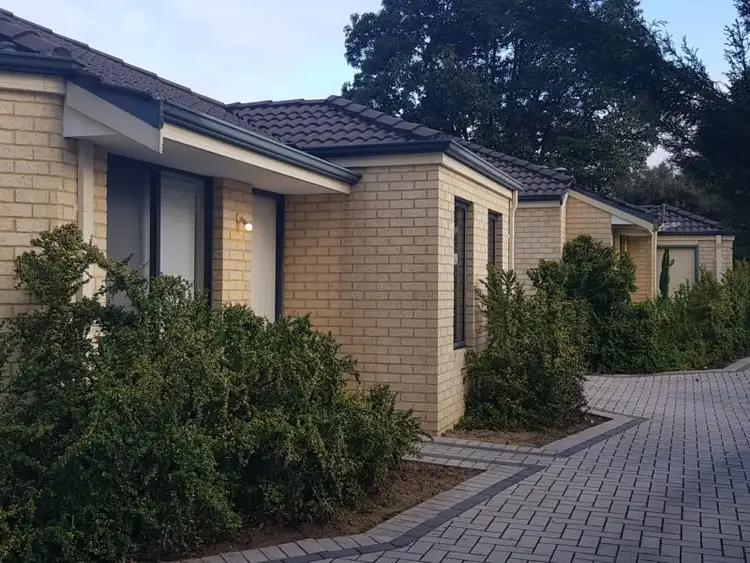 34B Barnes St, Innaloo WA 6018