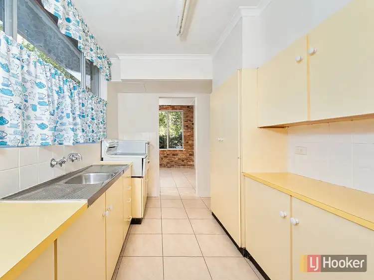 Second view of Homely house listing, 6/4 Messines Street, Shoal Bay NSW 2315