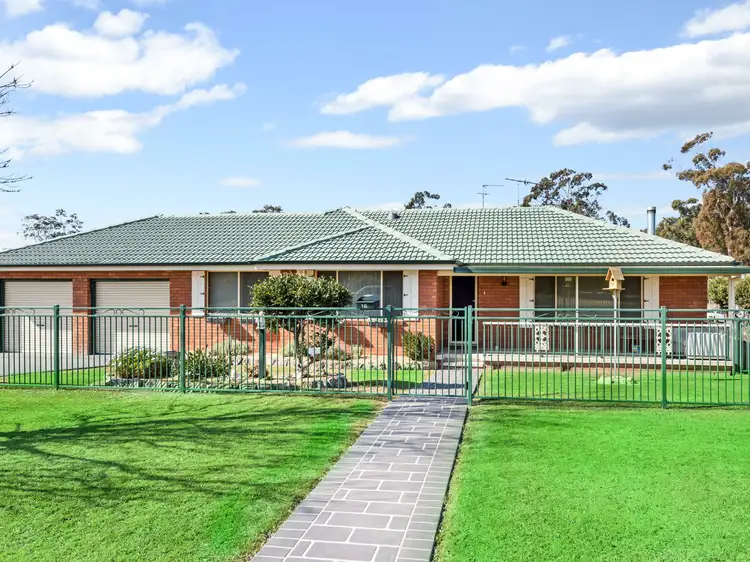 16 Perth Avenue, East Maitland NSW 2323