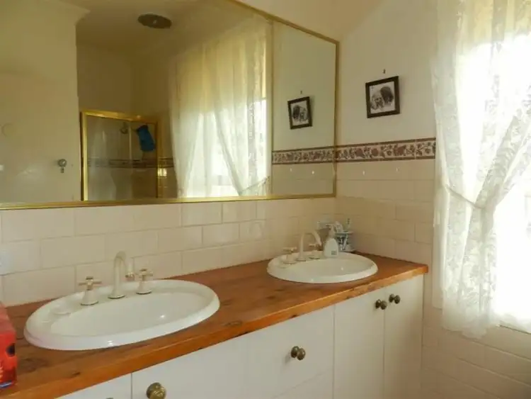 Seventh view of Homely house listing, 9 Warde Street, Bairnsdale VIC 3875
