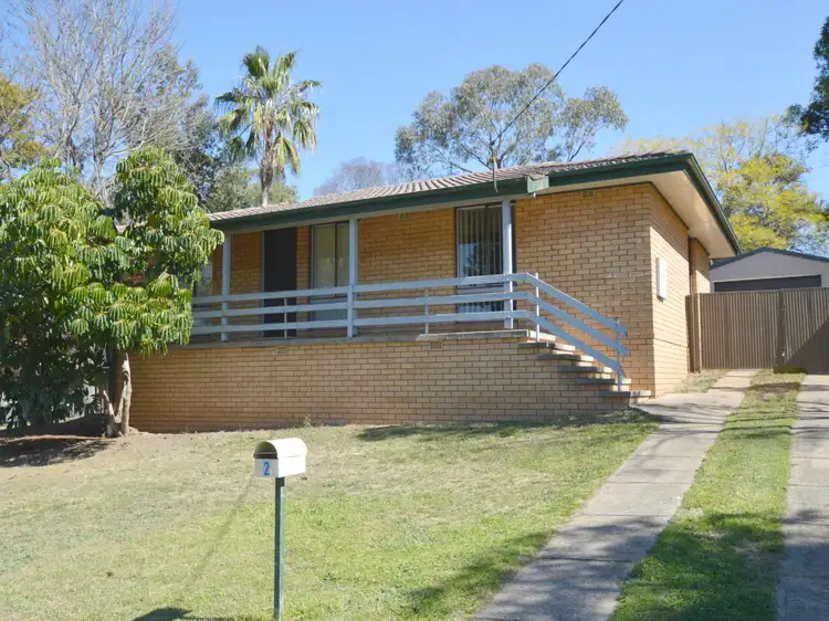 2 Oxley Avenue, Singleton Heights NSW 2330