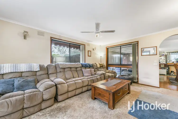 Fifth view of Homely house listing, 3 Close Court, Pakenham VIC 3810