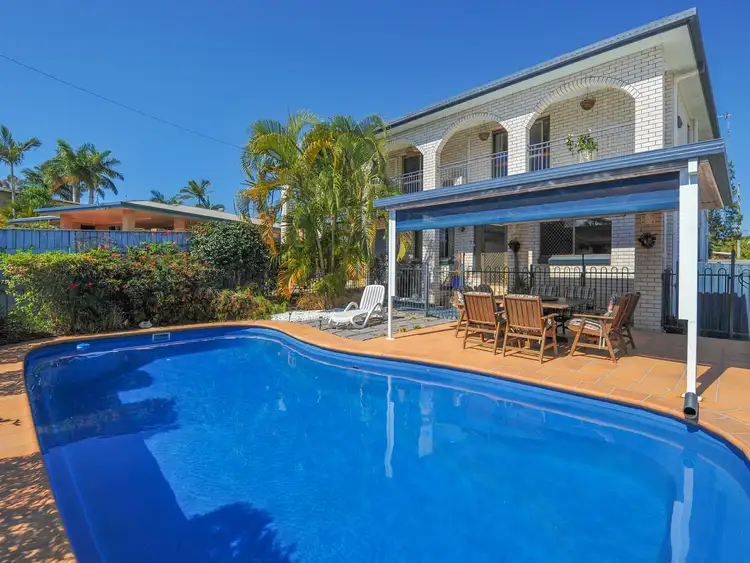 7 Hickory Avenue, Kin Kora QLD 4680