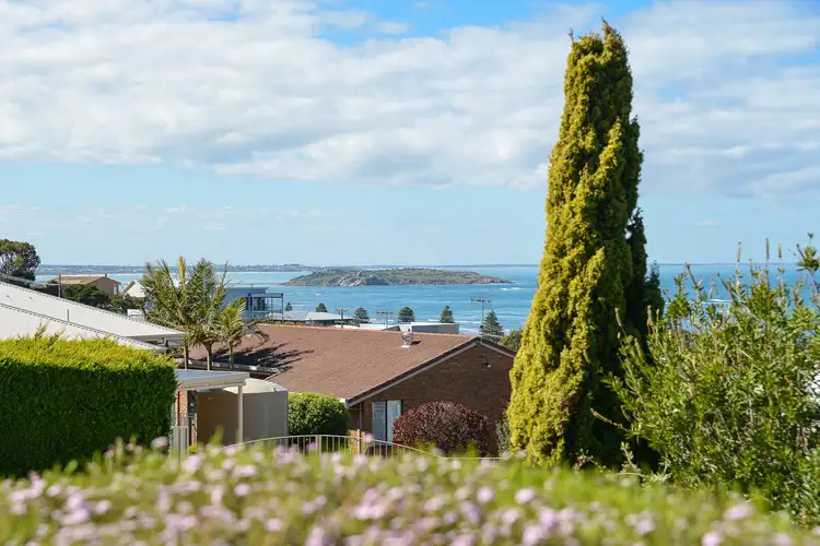 11 Bell Court, Encounter Bay SA 5211
