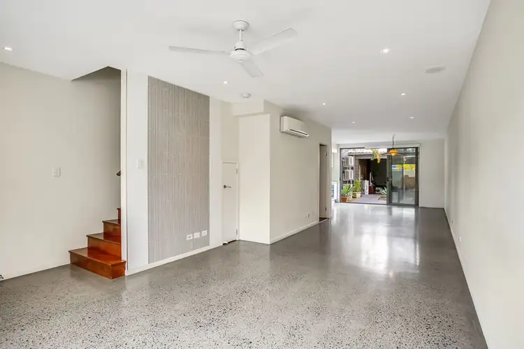 30 South Bay Drive, Varsity Lakes QLD 4227