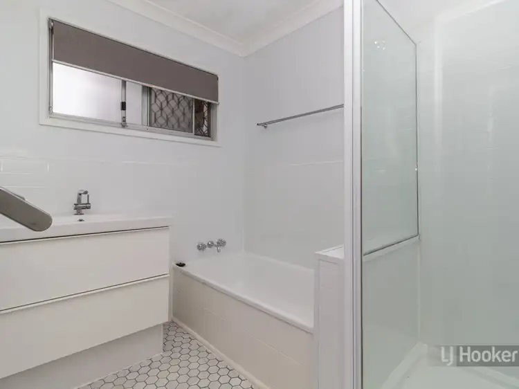 Fourth view of Homely house listing, 4 Lupus Street, Hillcrest QLD 4118