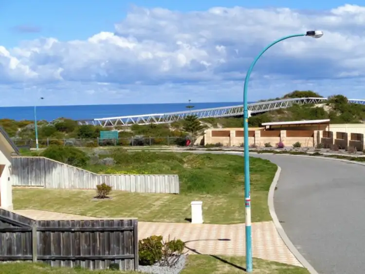 21 Foreshore Vista, Yanchep WA 6035