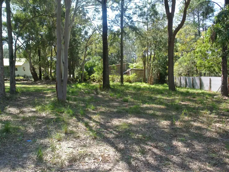 38 Nugent Street, Macleay Island QLD 4184