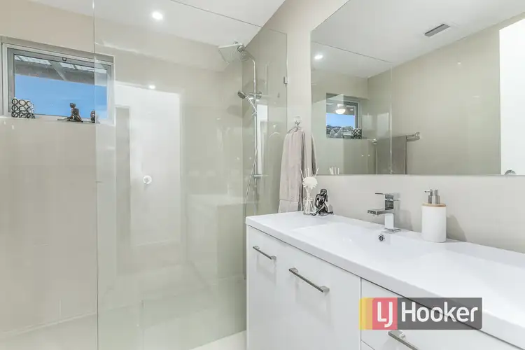 Sixth view of Homely unit listing, 13A Amalfi Drive, Endeavour Hills VIC 3802