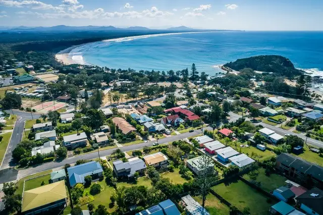 5 Wallace Street, Scotts Head NSW 2447