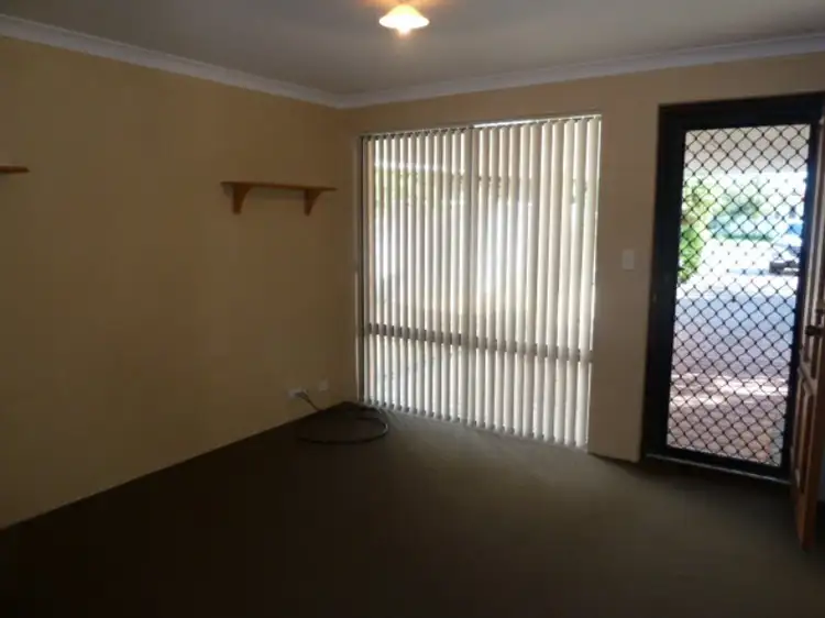 Fourth view of Homely house listing, 10A Lindy Way, Camillo WA 6111