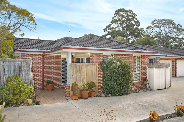 1/17 Karbo Street, Figtree NSW 2525