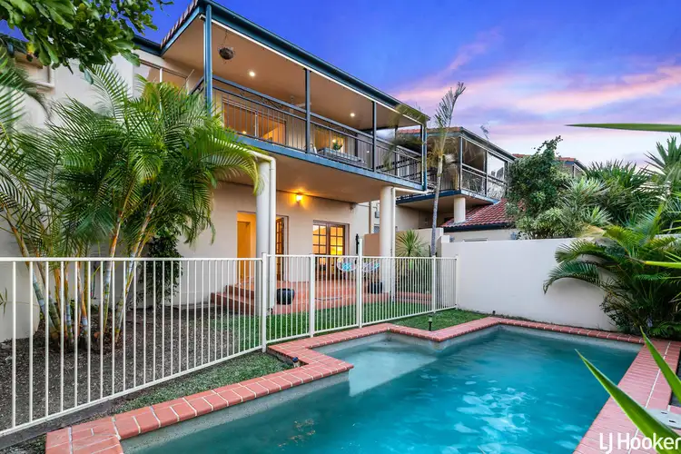 Main view of Homely apartment listing, 2/15 Donkin Street, Scarborough QLD 4020