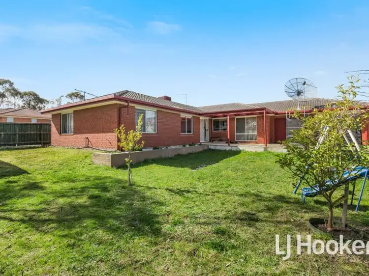 Seventh view of Homely house listing, 5 Fleur Court, Narre Warren South VIC 3805