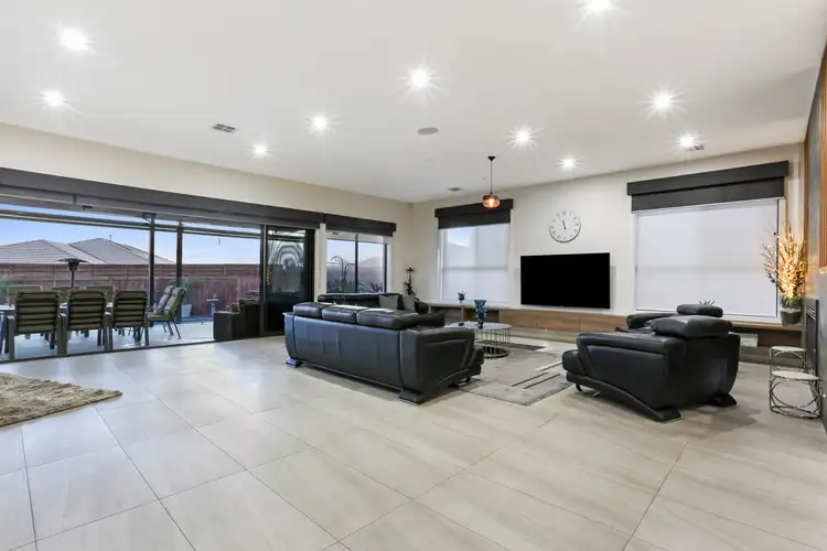 Fifth view of Homely house listing, 5 Evolve Esplanade, Wollert VIC 3750