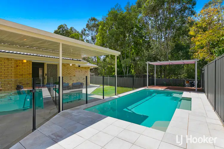12 Sunningdale Drive, Redland Bay QLD 4165