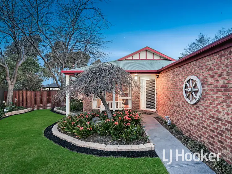 Second view of Homely house listing, 7 Blue Jay Court, Narre Warren South VIC 3805
