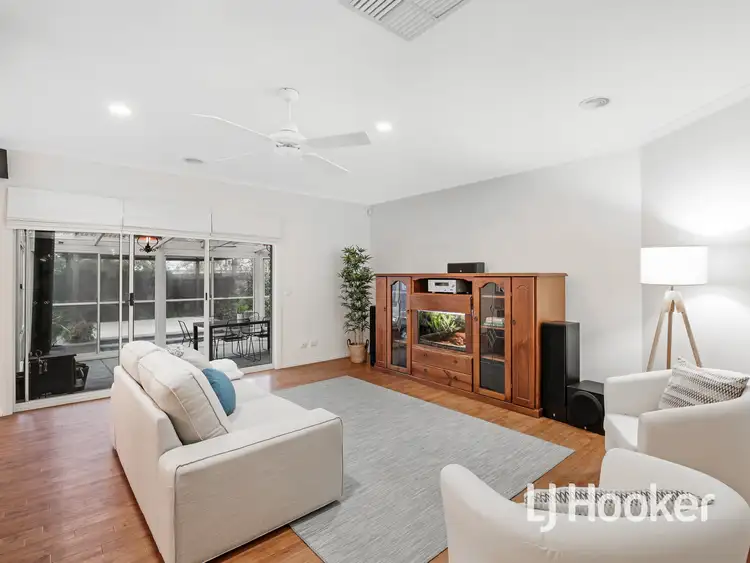 Fifth view of Homely house listing, 7 Blue Jay Court, Narre Warren South VIC 3805