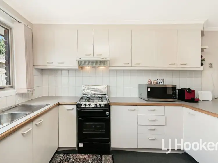 Third view of Homely unit listing, 2/77 Oaktree Drive, Hampton Park VIC 3976