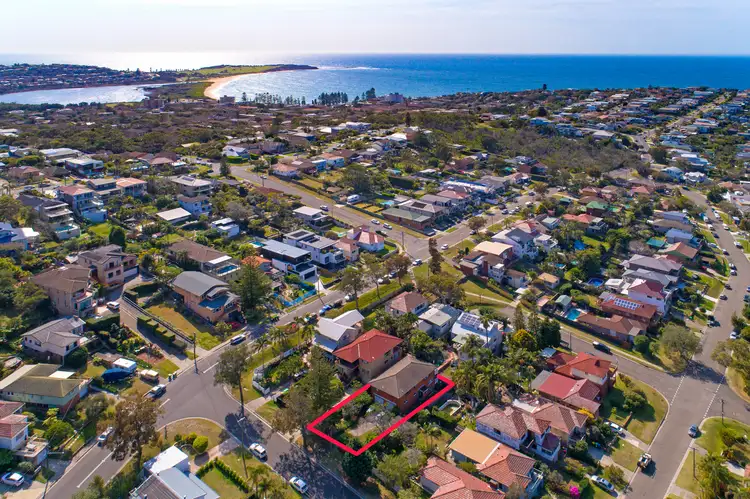 Second view of Homely house listing, 31 Delaigh Avenue, North Curl Curl NSW 2099