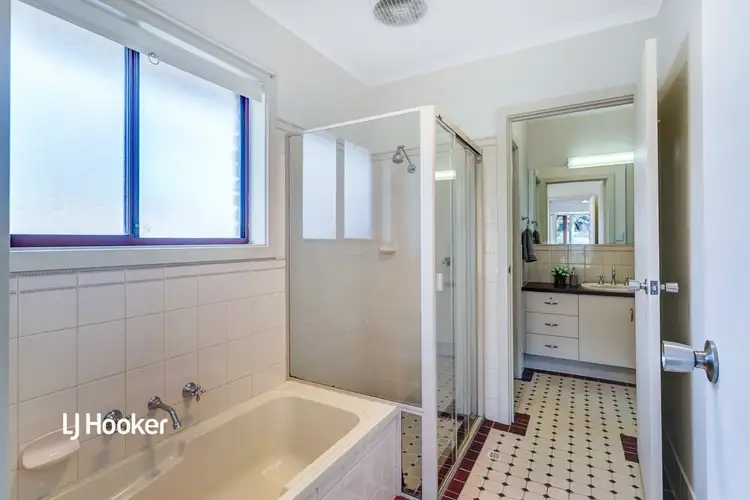 Fifth view of Homely house listing, 8 McEwin Court, Enfield SA 5085