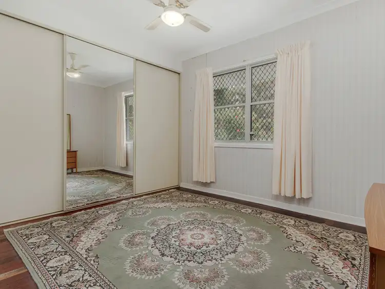 Fifth view of Homely house listing, 15 Nye Way, Orelia WA 6167