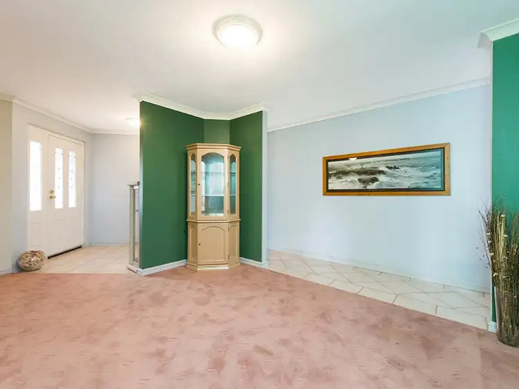 Sixth view of Homely house listing, 5 Hobbit Glade, Mundaring WA 6073