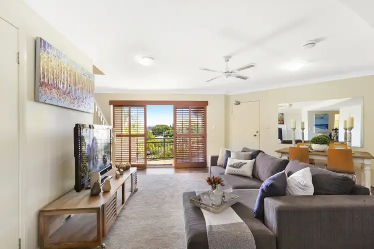 Main view of Homely apartment listing, 11/31-33 Mawarra Street, Chevron Island QLD 4217