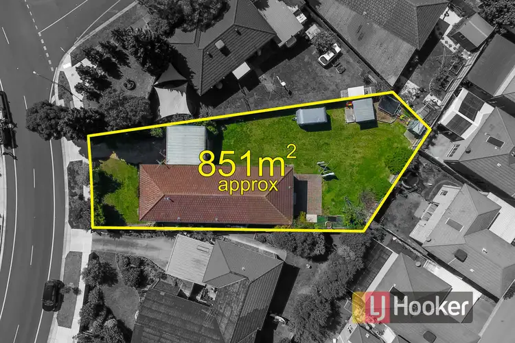 Main view of Homely house listing, 48 Ravenhill Crescent, Endeavour Hills VIC 3802