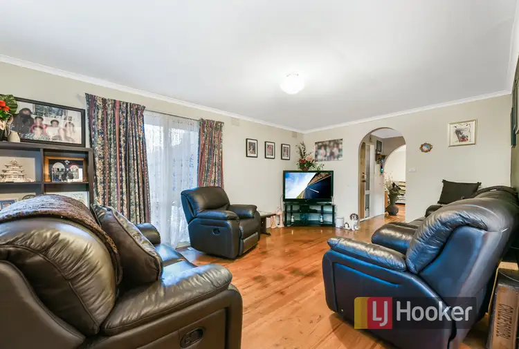 Third view of Homely house listing, 48 Ravenhill Crescent, Endeavour Hills VIC 3802