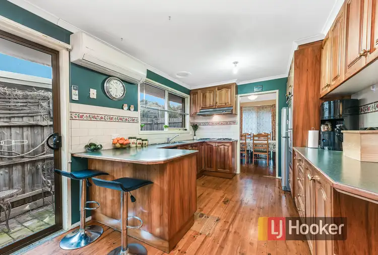 Fourth view of Homely house listing, 48 Ravenhill Crescent, Endeavour Hills VIC 3802