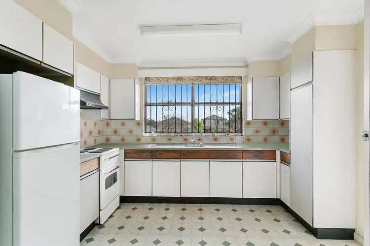 Fifth view of Homely house listing, 1243 Anzac Parade, Chifley NSW 2036
