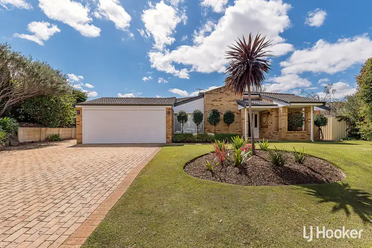 2 Harwood Rise, Leeming WA 6149