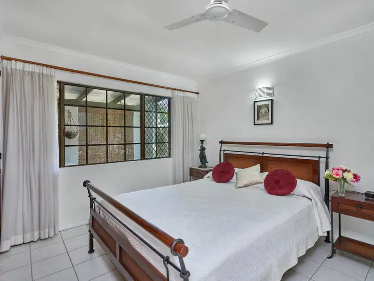 Sixth view of Homely house listing, 8 Rangeview Close, Smithfield QLD 4878