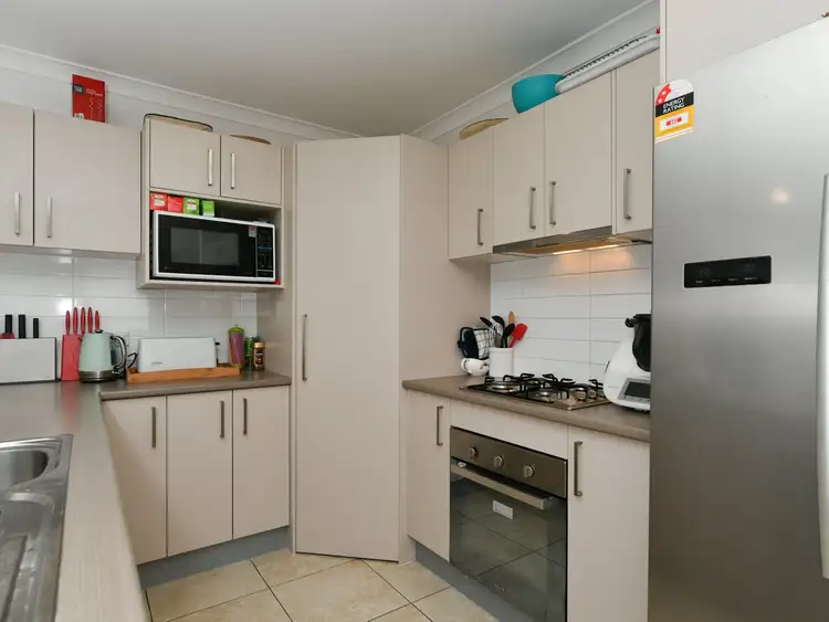 Sixth view of Homely house listing, 17 Sturt Court, Glen Eden QLD 4680