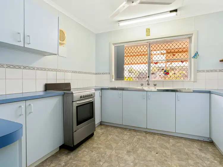 Second view of Homely house listing, 4 Hancock Way, Bulgarra WA 6714