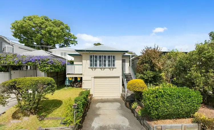 92 Cedar Street, Wynnum QLD 4178