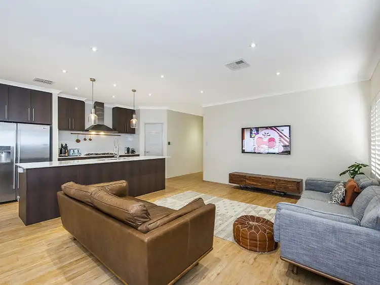 Second view of Homely house listing, 4 Garrut Way, Caversham WA 6055