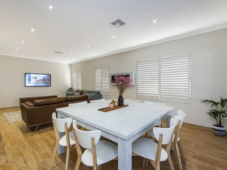 Seventh view of Homely house listing, 4 Garrut Way, Caversham WA 6055