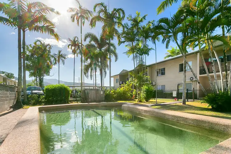 4/52 Pease Street, Manoora QLD 4870