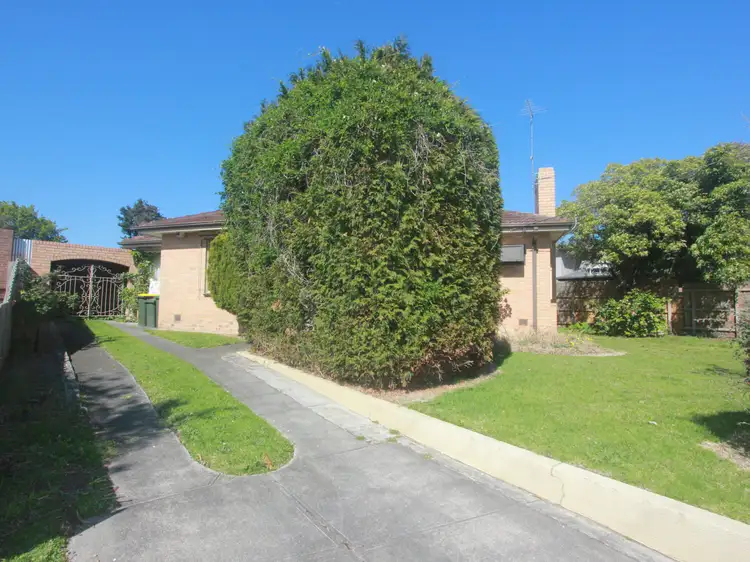 Main view of Homely house listing, 10 Lantana Court, Frankston VIC 3199