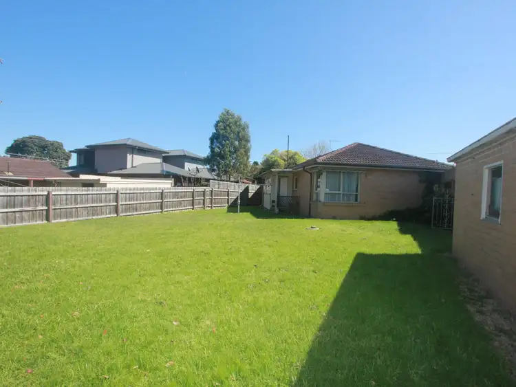 Fourth view of Homely house listing, 10 Lantana Court, Frankston VIC 3199