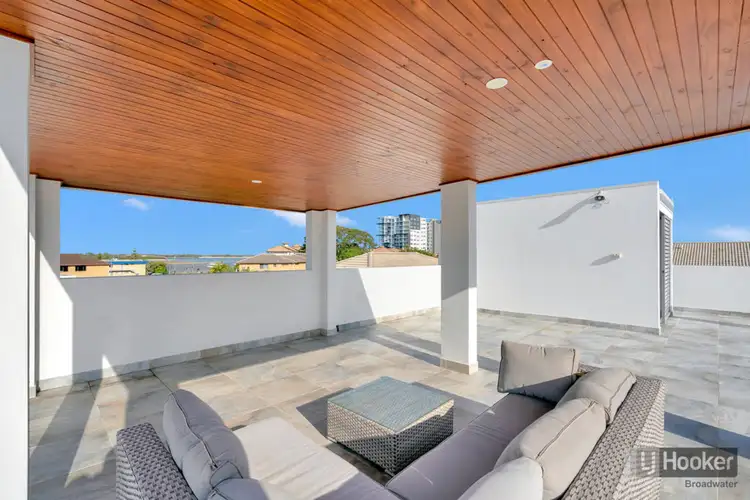 8/16 Brisbane Road, Labrador QLD 4215