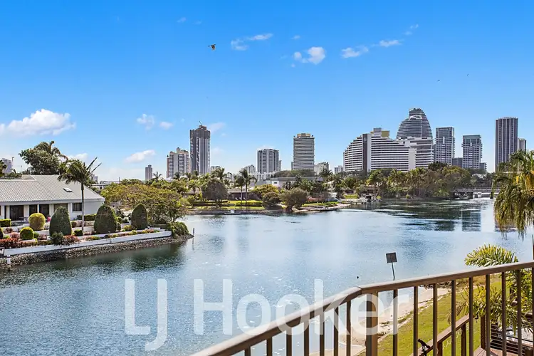 8/49-51 Hooker Boulevard, Broadbeach Waters QLD 4218
