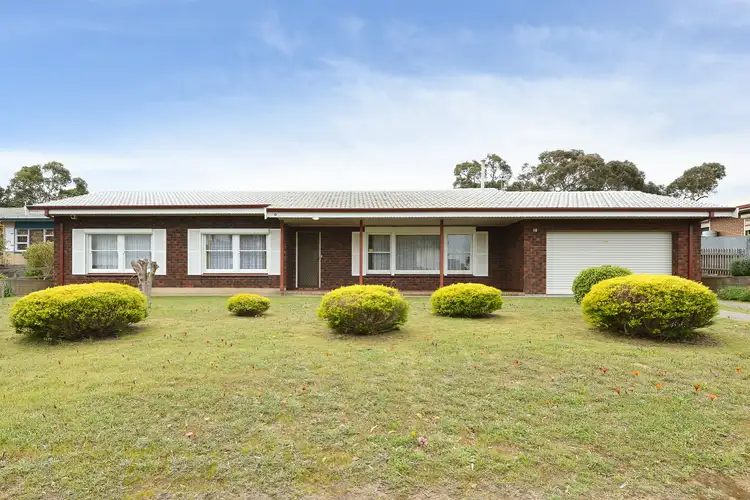 18 Keithalan Avenue, Victor Harbor SA 5211