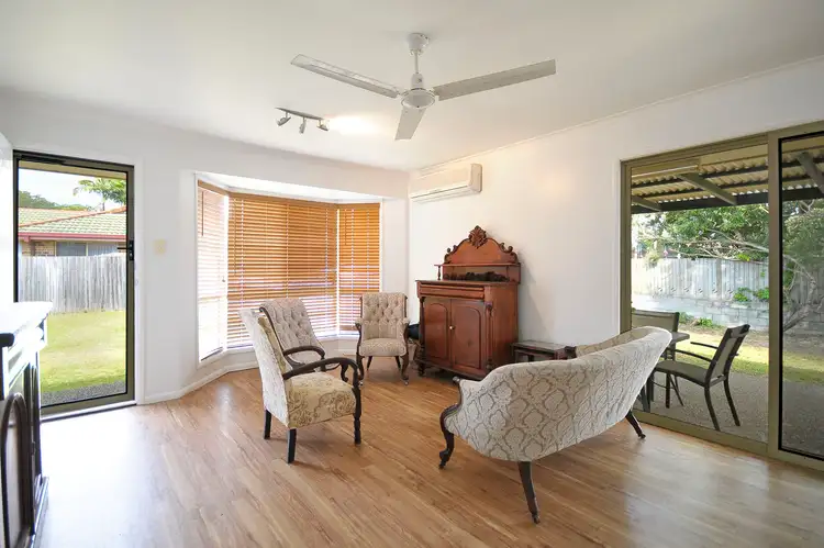 Fifth view of Homely semi-detached listing, 1/5 Cowal Court, Elanora QLD 4221