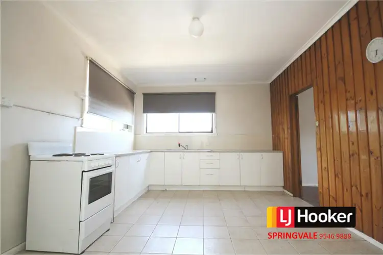 2/59 Glendale Road, Springvale VIC 3171