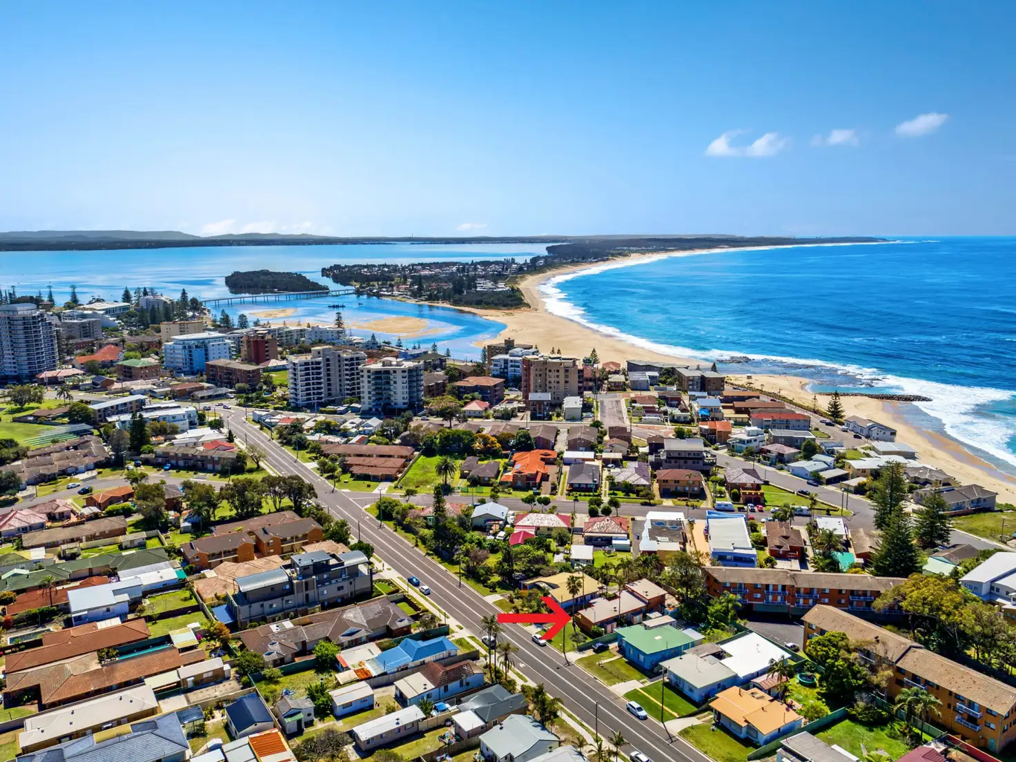 Main view of Homely block of units listing, 10 Bay Road, The Entrance NSW 2261
